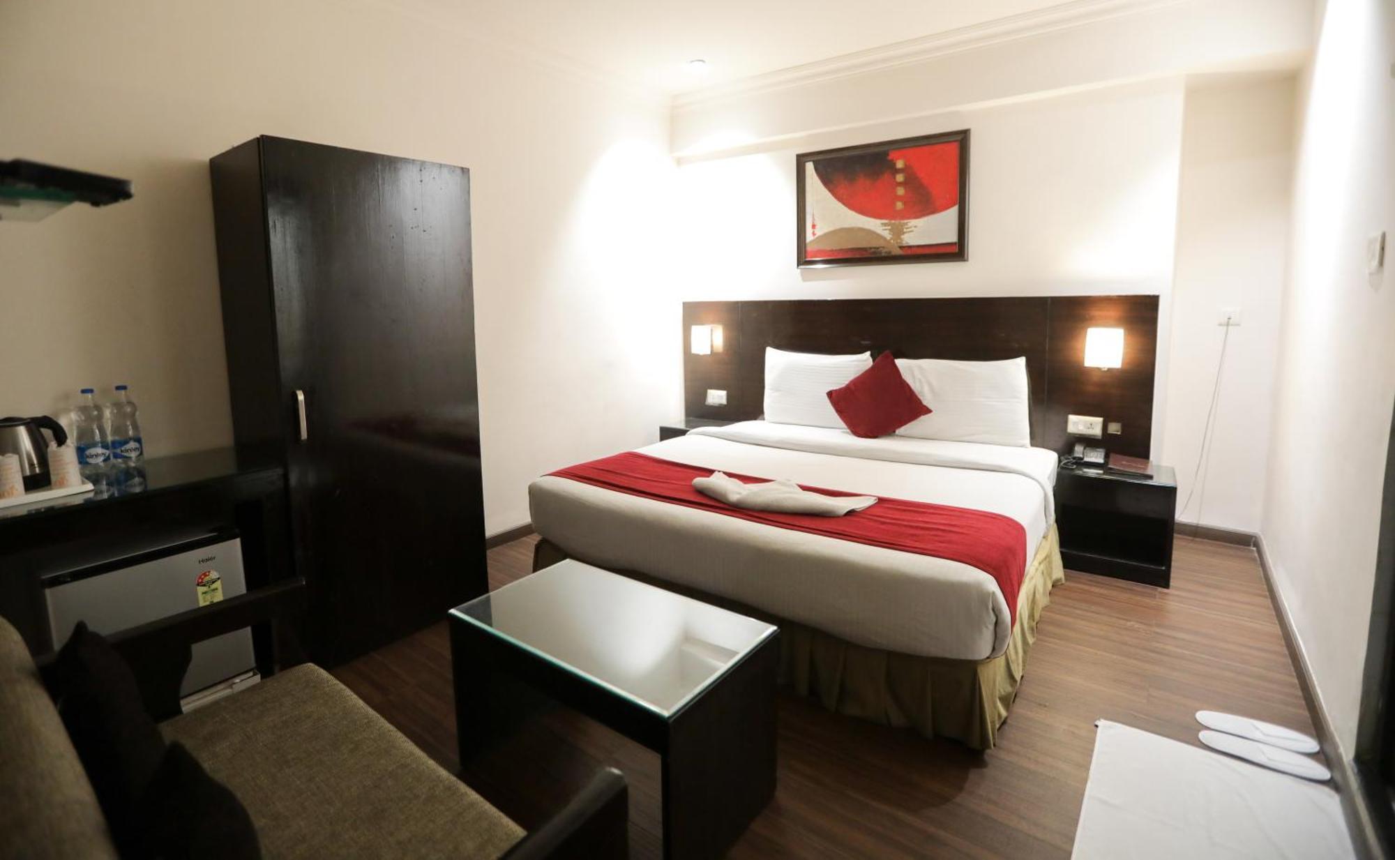 Anr Hotels Lucknow Eksteriør billede